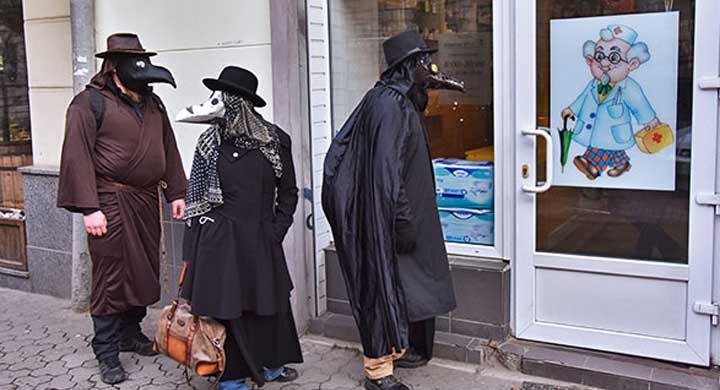 Вирус начинает излечивать Украину от русофобии