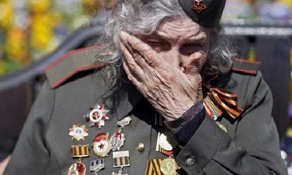 Почему либералы и бандеровцы дискредитируют российские награды