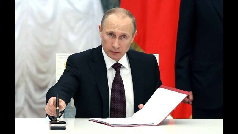 Владимир Путин одним росчерком пера заставил биться в истерике всю украинскую верхушку