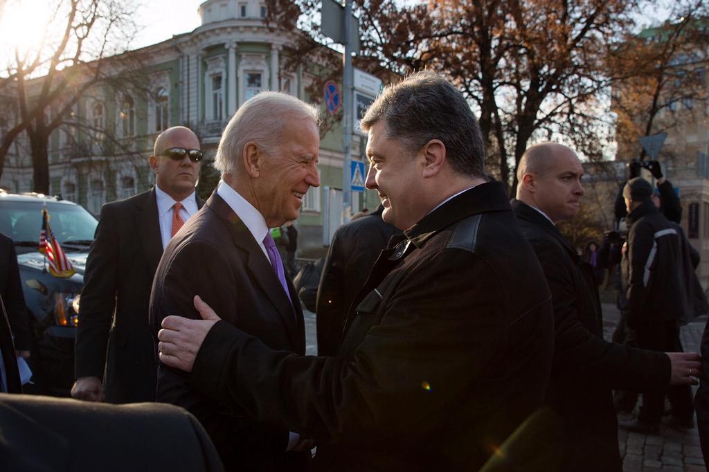 Украинский политик предупреждает: Трамп подбирается к зачинщикам Евромайдана
