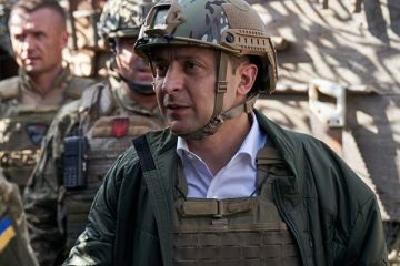 "Президент мира на тропе войны": при Зеленском в ВСУ призовут даже тех, кого не призывали при Порошенко