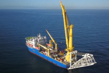 Маршрут "Академика Черского" корректирует график достройки "Северного потока-2"