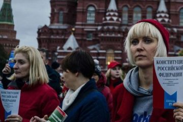 Зачем в Конституции вспоминать Бога и русских