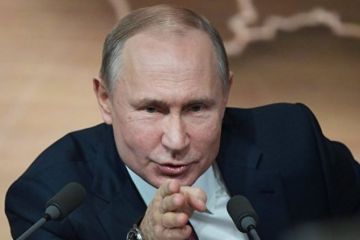 В США считают, что Путин виноват в том, что все подозревают друг друга в работе на Путина