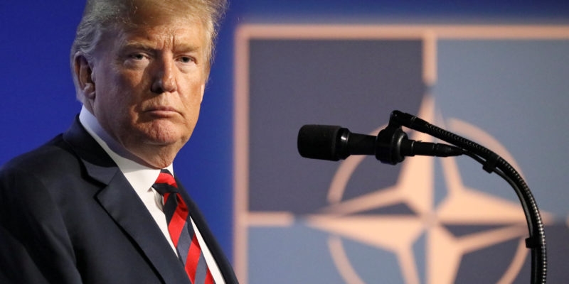 Трамп платит предательством Прибалтики за помощь от Путина