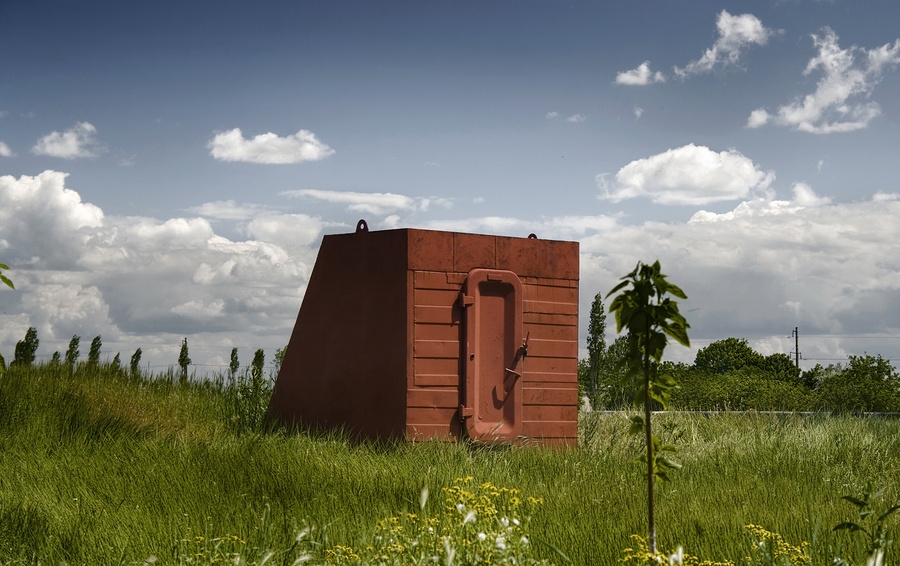 «Мир разрушит то, что будет после вируса»: миллионеры спрячутся в бункерах в случае массовых беспорядков