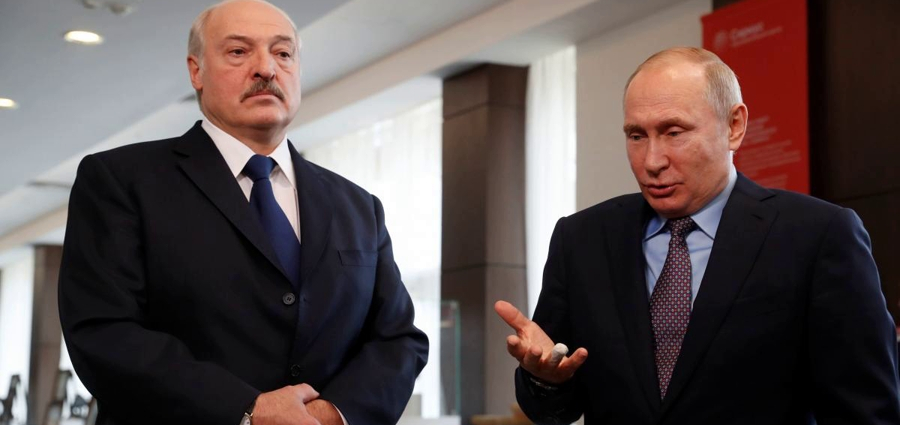 Минская пресса: Белоруссия тихо уходит от России