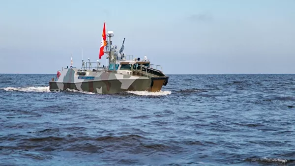 ВМФ в июне получит два патрульных катера "Раптор"