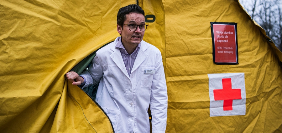 Шведская модель «экономики вместо карантина» потерпела крах: в стране начался «итальянский сценарий»