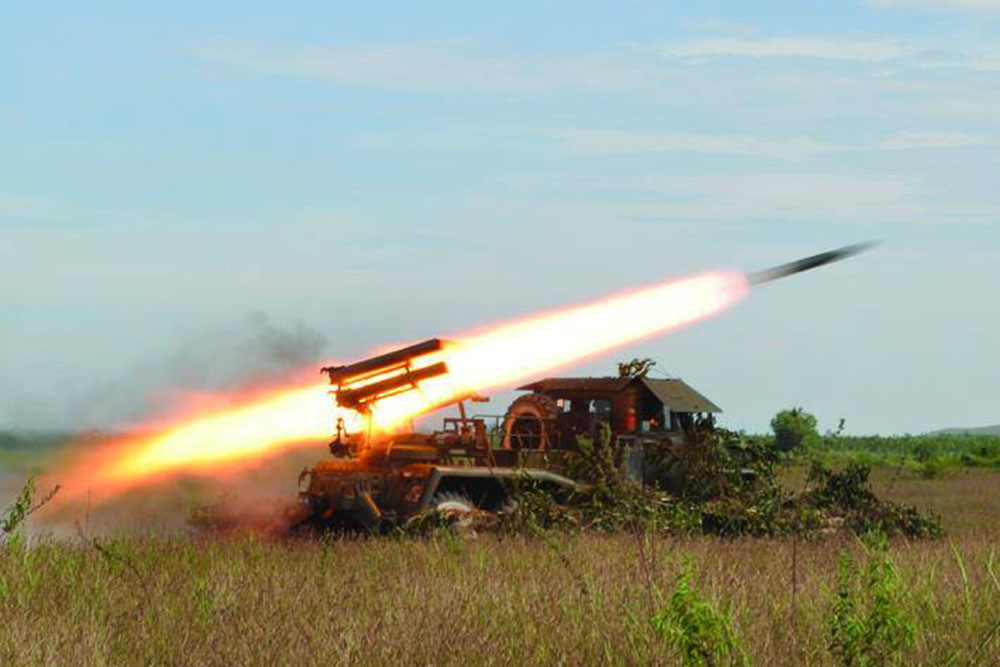 Видео: БМ-14 поддержала американские гаубицы на учениях во Вьетнаме