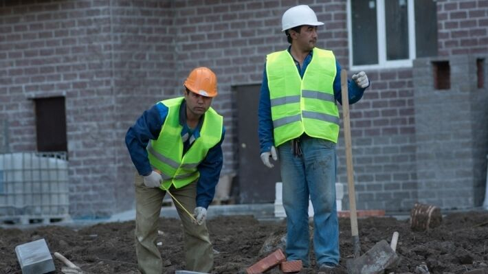 Пандемия диктует России новую политику взаимодействия с трудовыми мигрантами