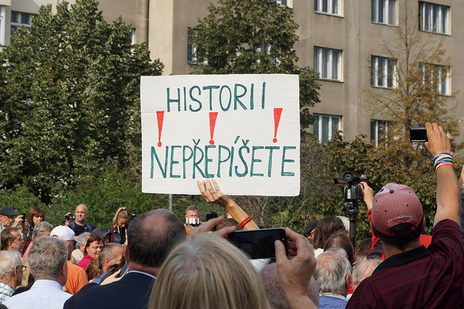 Внезапное прозрение в Праге: Чехия - марионетка США