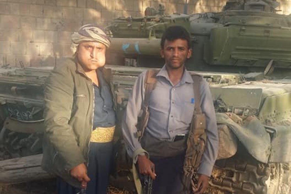 "Летающий" Т-80БВ хуситов снова перебросили на передовую в Йемене