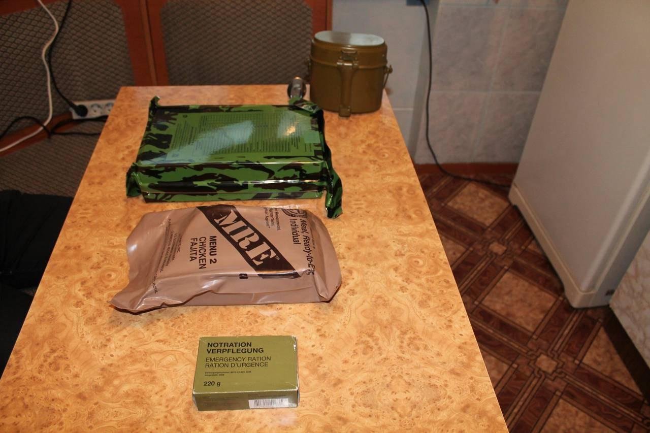 Украинская «гуманитарная помощь» в Донбассе вызвала массовые отравления, – разведка ЛНР