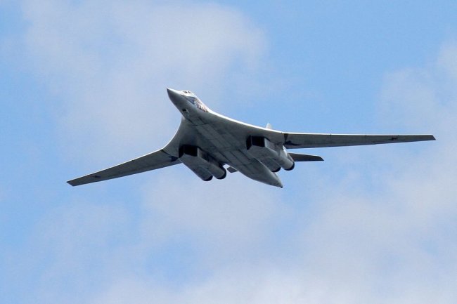 «Внушает страх»: пилот F-22 поделился впечатлениями после перехвата Ту-160