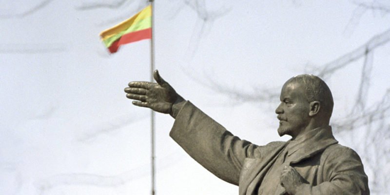 Пять мифов о «советской оккупации», на которых хрупко держатся страны Балтии