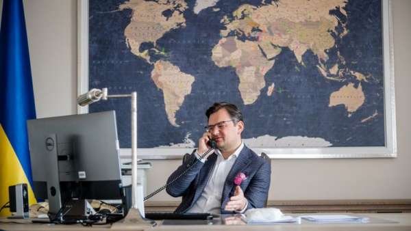 Глава МИД предложил США переносить американские предприятия на Украину