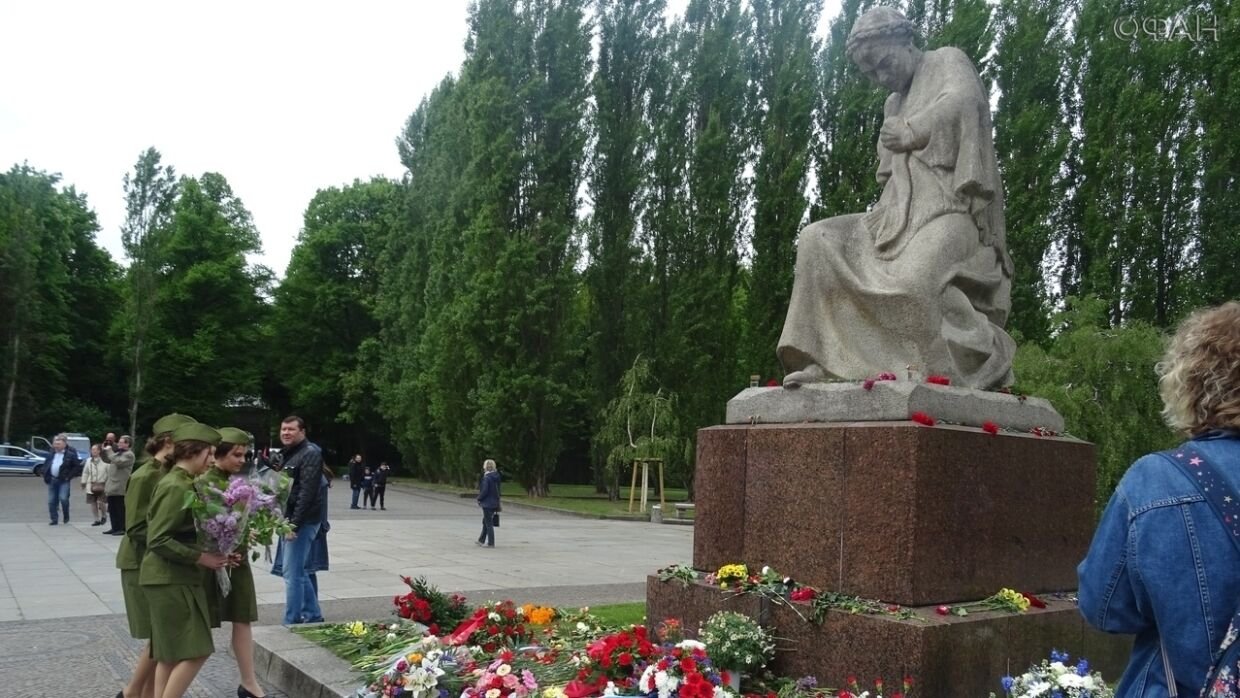 Мать нацистов спасла русских солдат, когда их убивали в Австрии. Колонка Владимира Тулина