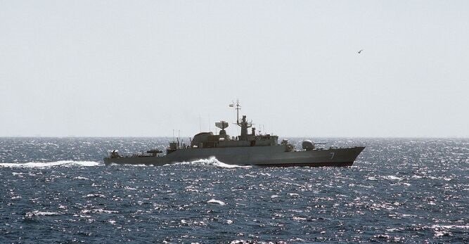 Ошибка привела к потере военного корабля: BBC назвала подробности потопления корвета Ирана