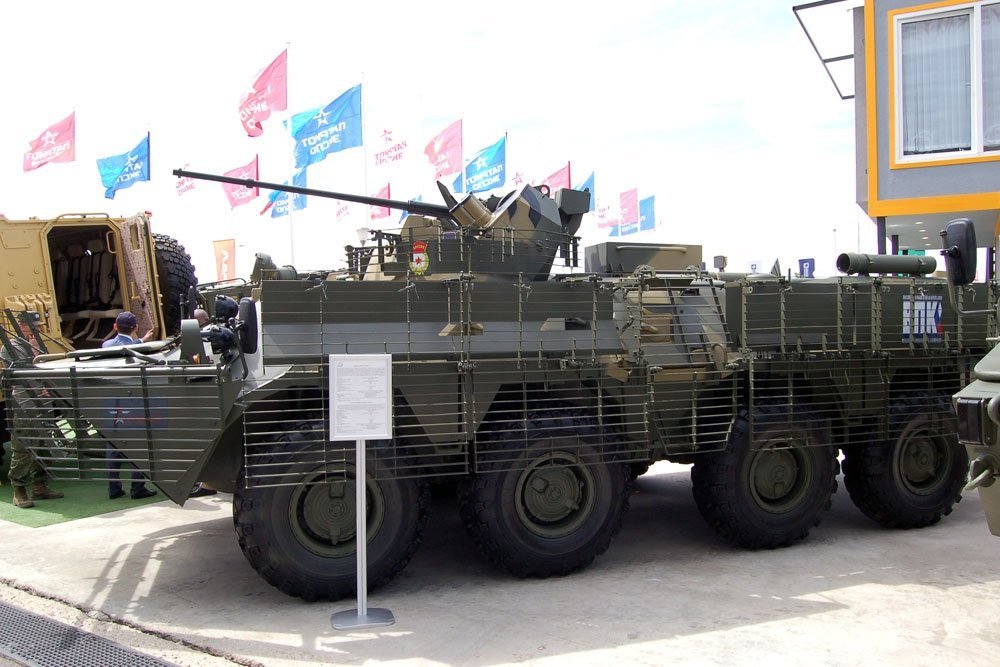 Один за всех: БТР-80/82 превратили в универсальную боевую машину