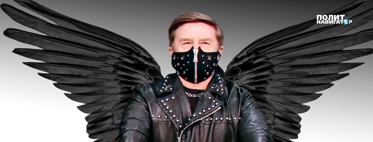 Вадим Карасёв: антисемит, косящий под Элтона Джона