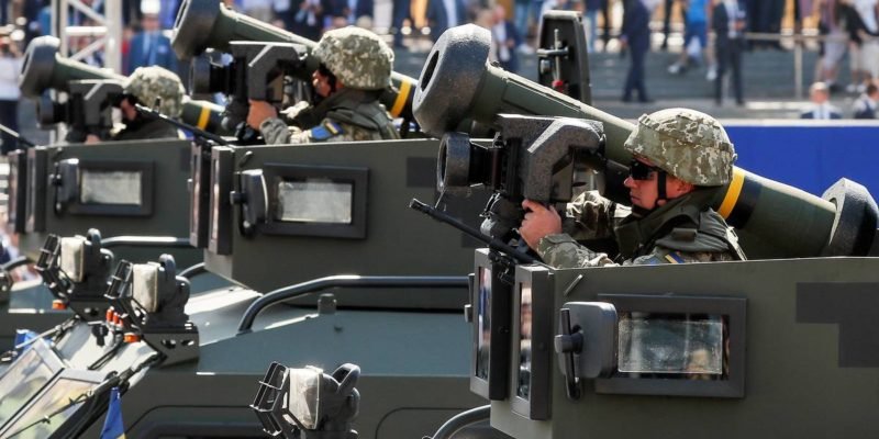 Украина закупит у США три крупные партии вооружения