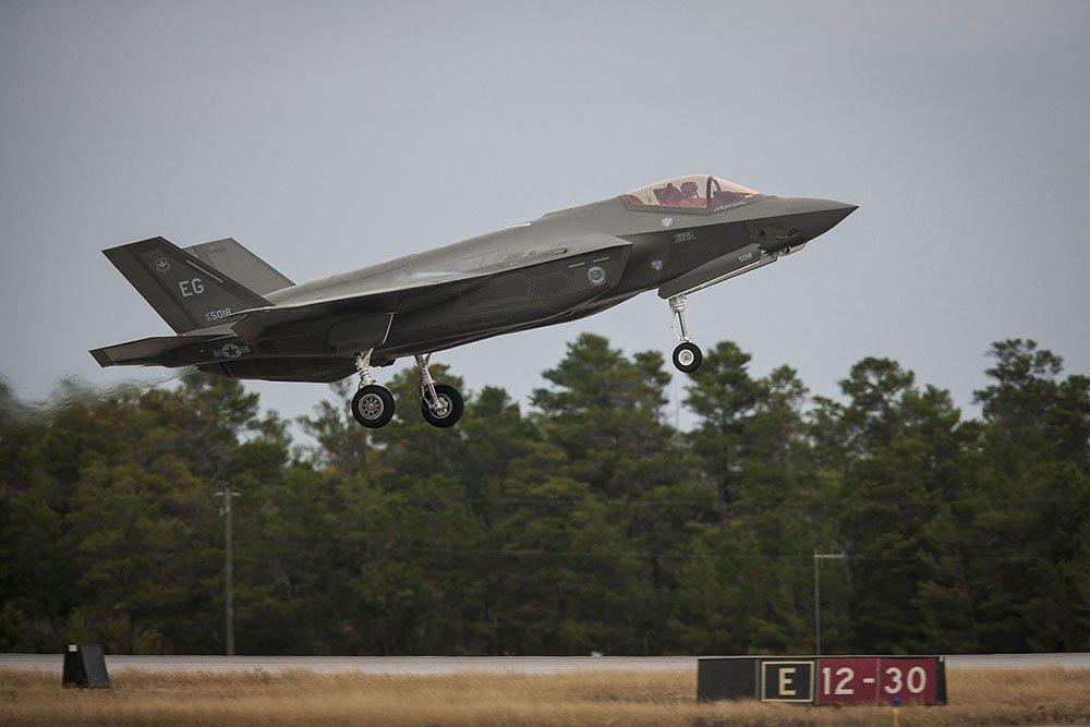 Производство F-35 оказалось под угрозой срыва из-за С-400