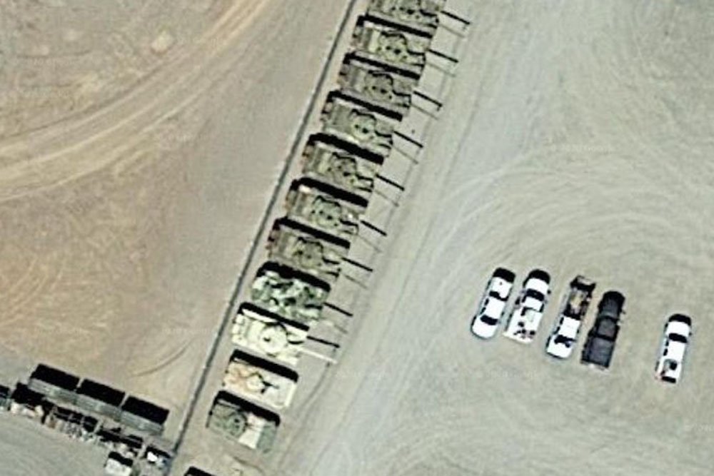 "Подопытный кролик": украинский танк Т-80УД замечен на полигоне в США