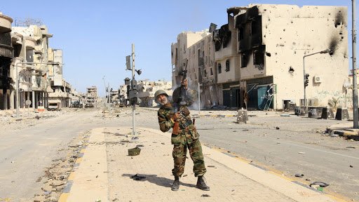 Правительство Ливии захватило авиабазу под Триполи