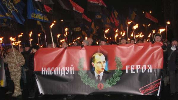 Почему бандеровцы постоянно приходят к власти в Украине?