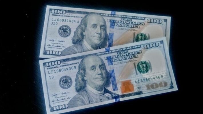 Россияне пересмотрели свое отношение к доллару на фоне кризиса из-за пандемии