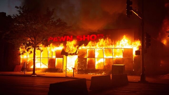 Прятки в бункере не помогут Трампу спастись от предвыборного гнева демократов