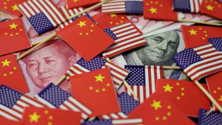 Готовятся к худшему: Китай продает госдолг США из-за девальвации доллара