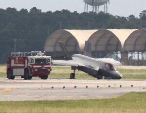 «Стелсопад»: США за год потеряли 5 истребителей-невидимок