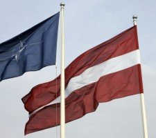 Новая концепция безопасности Латвии: приказы НАТО важнее интересов страны