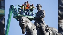 Американист Ордуханян объяснил вспыхнувшую в США «войну с памятниками»