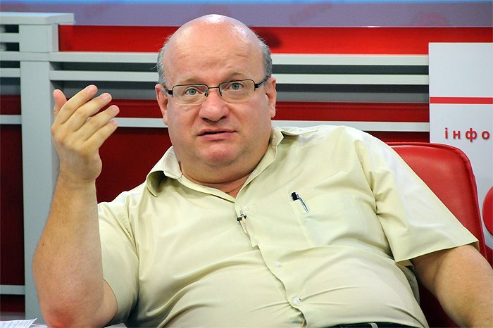 Джангиров прогнозирует отказ Франции от поддержки Украины по Донбассу