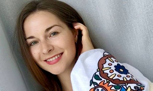 За цензурой в Facebook заметили «уши» украинской неонацистки Екатерины Крук