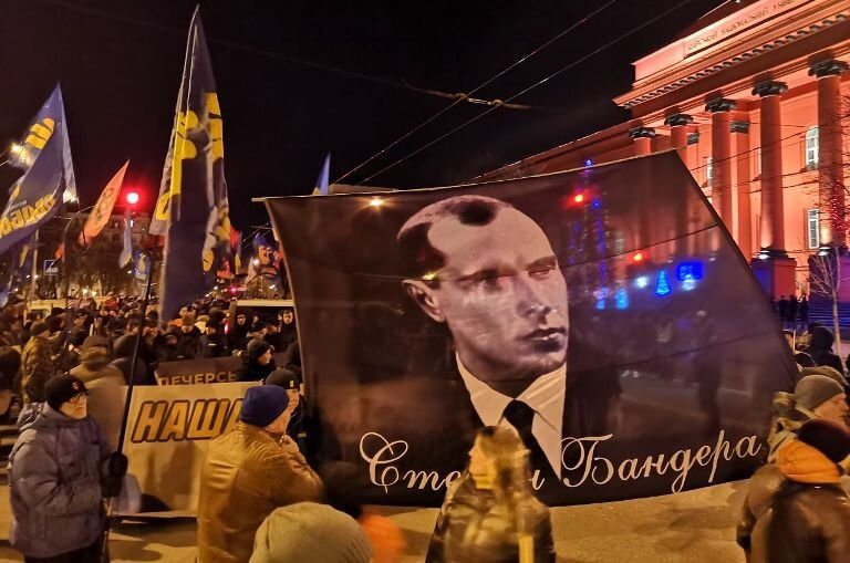 Крым и Донбасс должны мочиться в памперсы от одного упоминания Бандеры – львовский неонацист