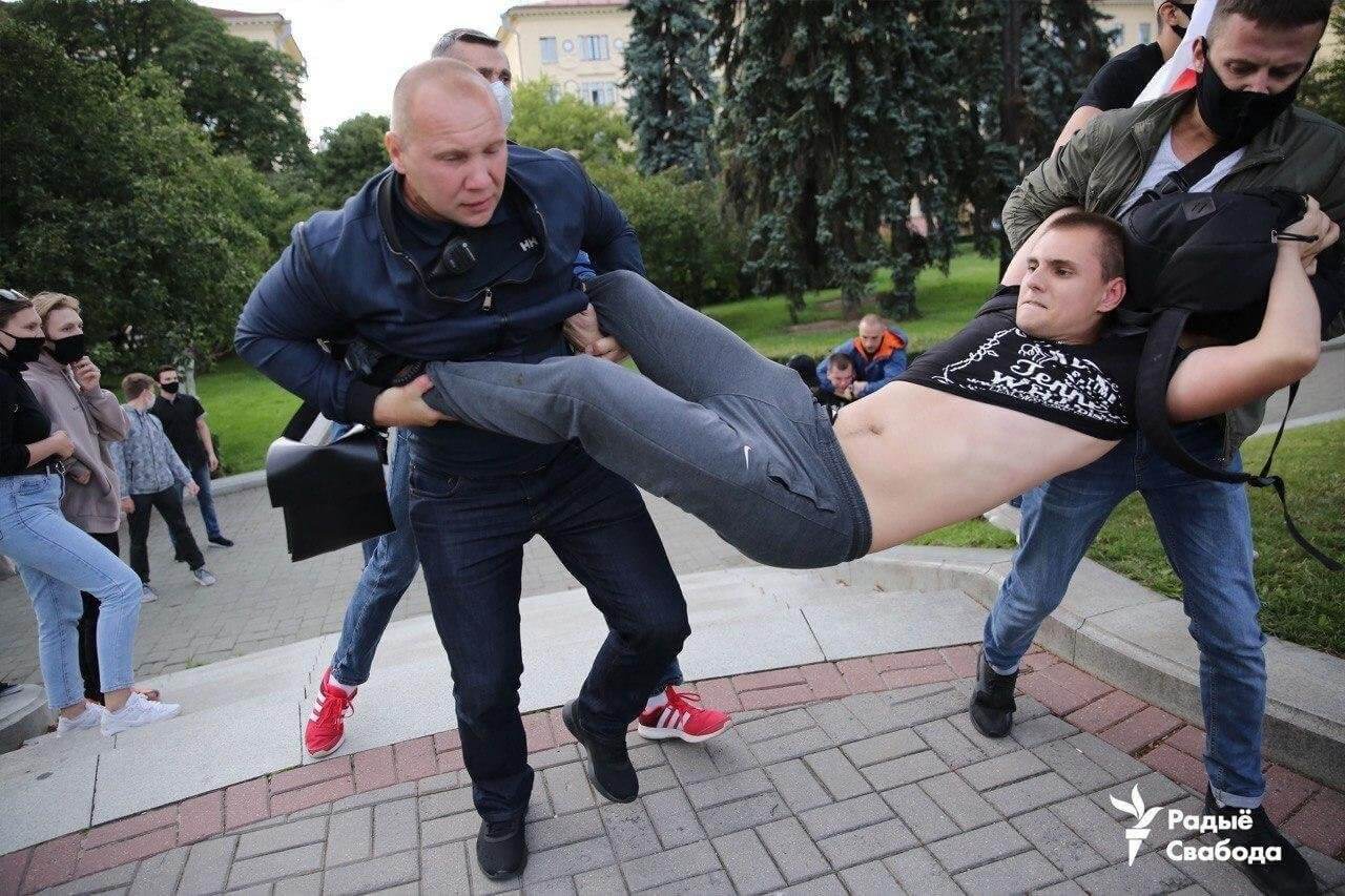 Минский «майдан» отпинали и разогнали