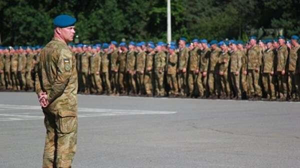 На Украине затравили инициаторов возвращения традиционной атрибутики десантников ко Дню ВДВ