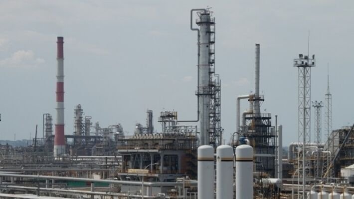 Модернизация НПЗ задает курс на повышение качества топлива в России