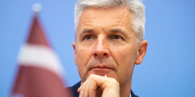 Ох, нелегкая эта работа! Латвия готовится к прибытию американских военных