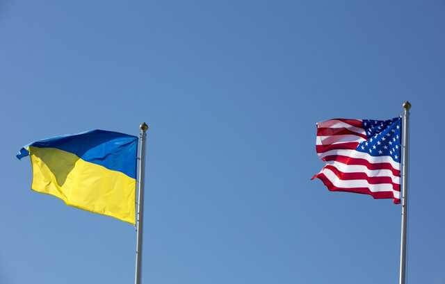 Зачем США увеличивают финансовые вливания в Украину