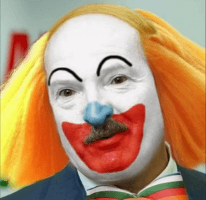 Лукашенко почуял конец и пытается удержать власть клоунадой