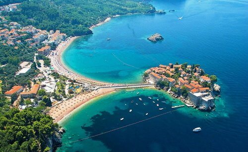 Не спешите в Черногорию: Какие опасности подстерегают россиян