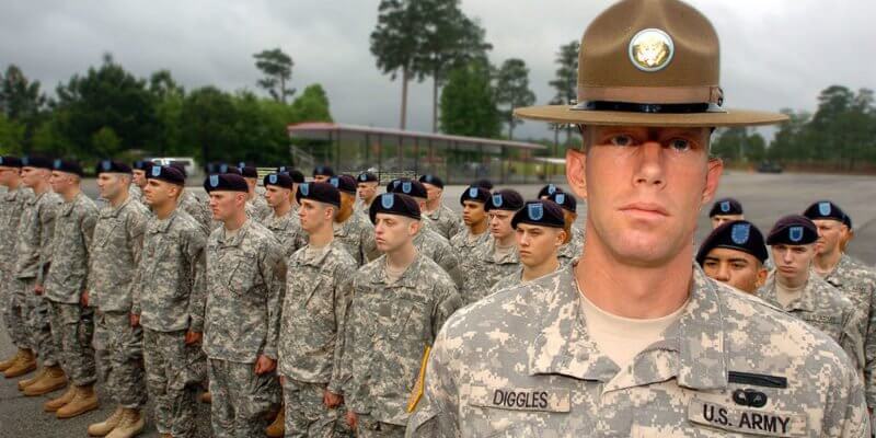 Как армия США вербует новобранцев в Twitch