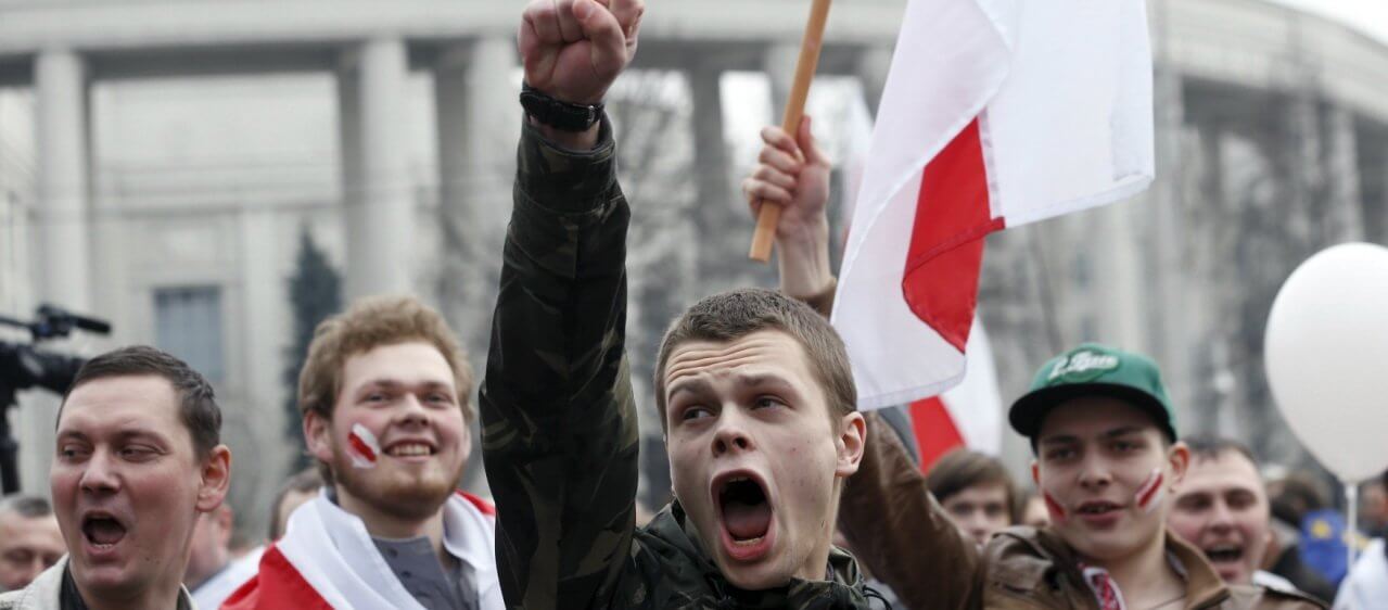 Украинский художник пожелал белорусам пройти через кровь, "чтобы стать европейцами"