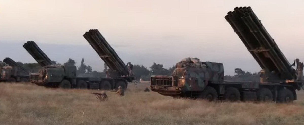 На границе с Крымом украинские РСЗО отработали отход после нанесения удара