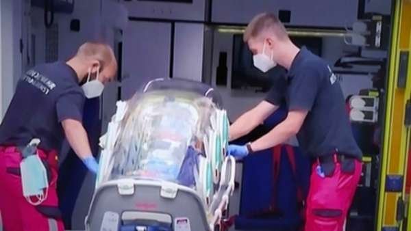 Немцы снова знатно подставили Навального и его покровителей, которые в спешке пытаются слепить из него сакральную жертву.